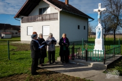 kriz_trojeglava_06
