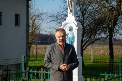 kriz_trojeglava_21