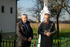 kriz_trojeglava_23