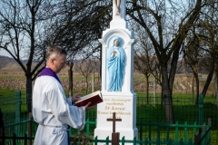 kriz_trojeglava_29