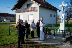 kriz_trojeglava_30
